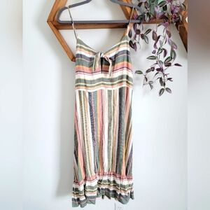 Nwt front tie key hole summer dress